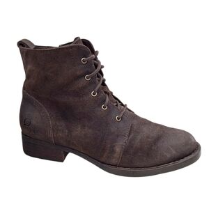 Born Troye Destressed Style Womens Lace Up Suede Ankle Boot 9
